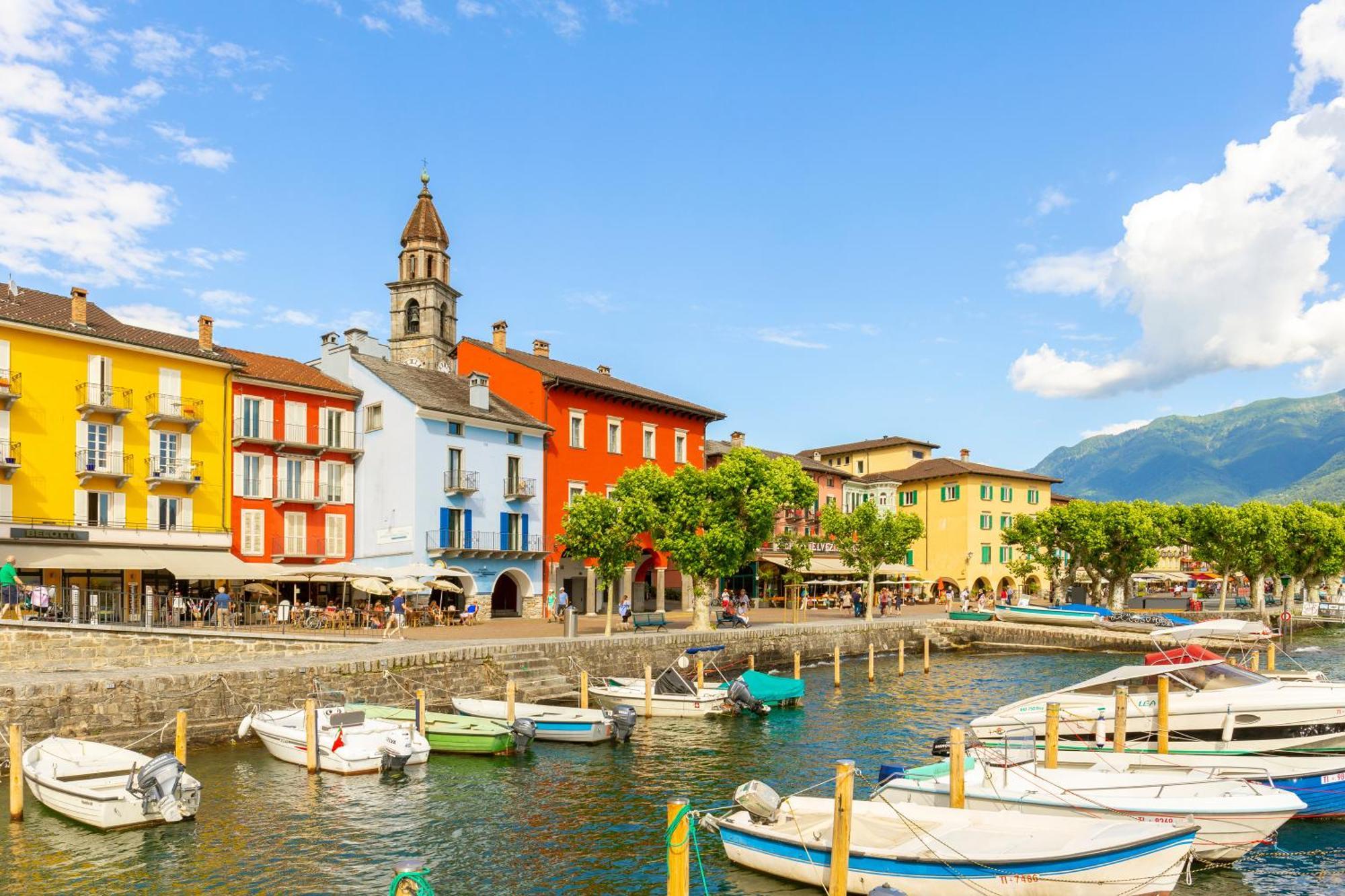 Yellow View Apartment - Happy Rentals Ronco sopra Ascona Luaran gambar
