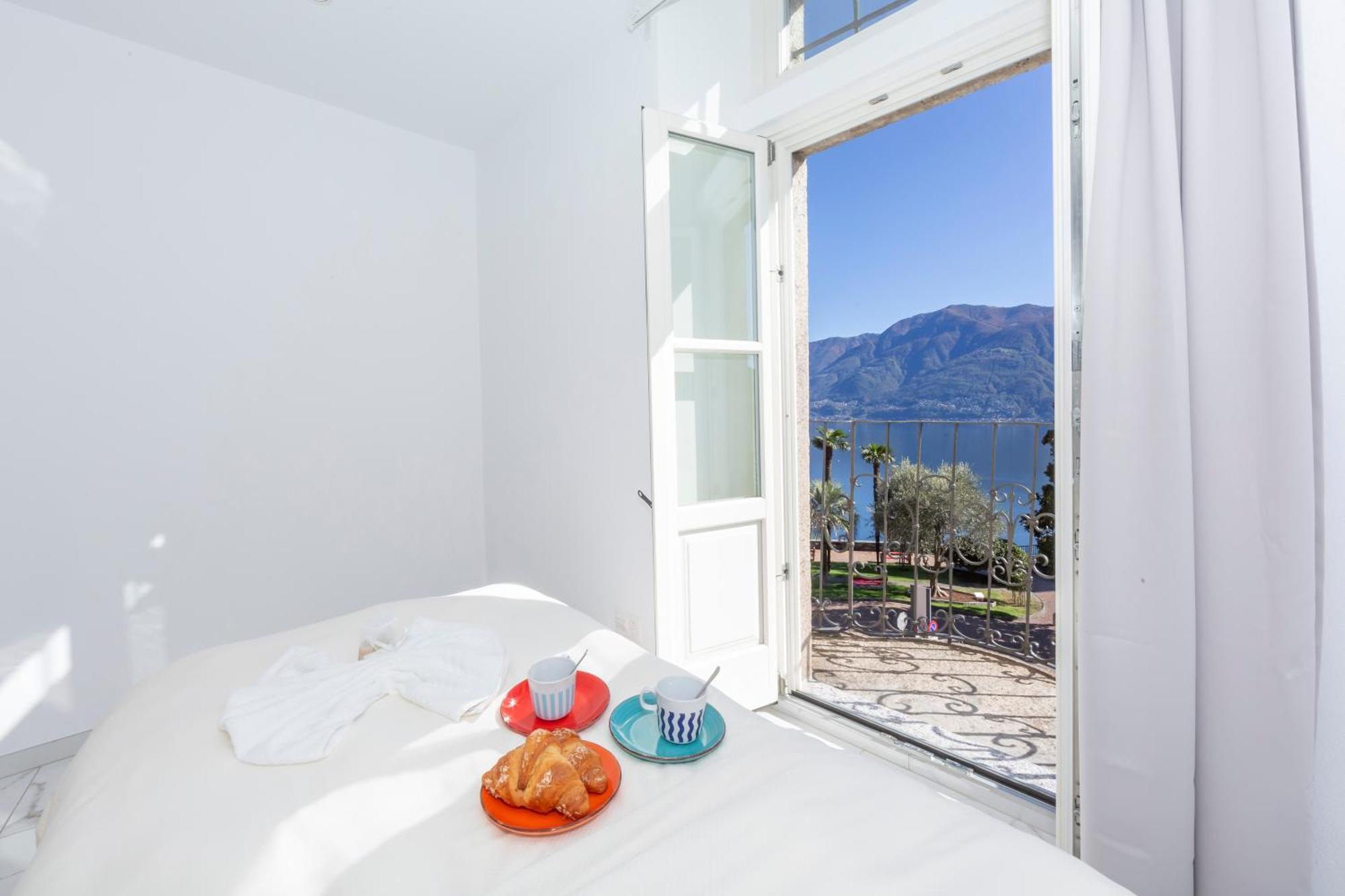 Yellow View Apartment - Happy Rentals Ronco sopra Ascona Luaran gambar