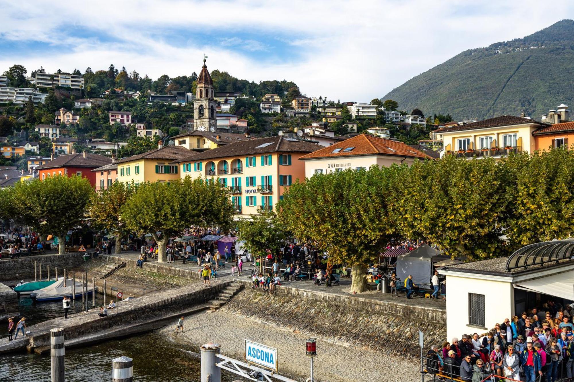 Yellow View Apartment - Happy Rentals Ronco sopra Ascona Luaran gambar